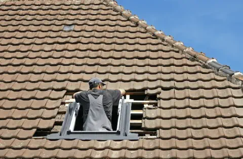 Pose de velux - Montreuil-l'Argillé